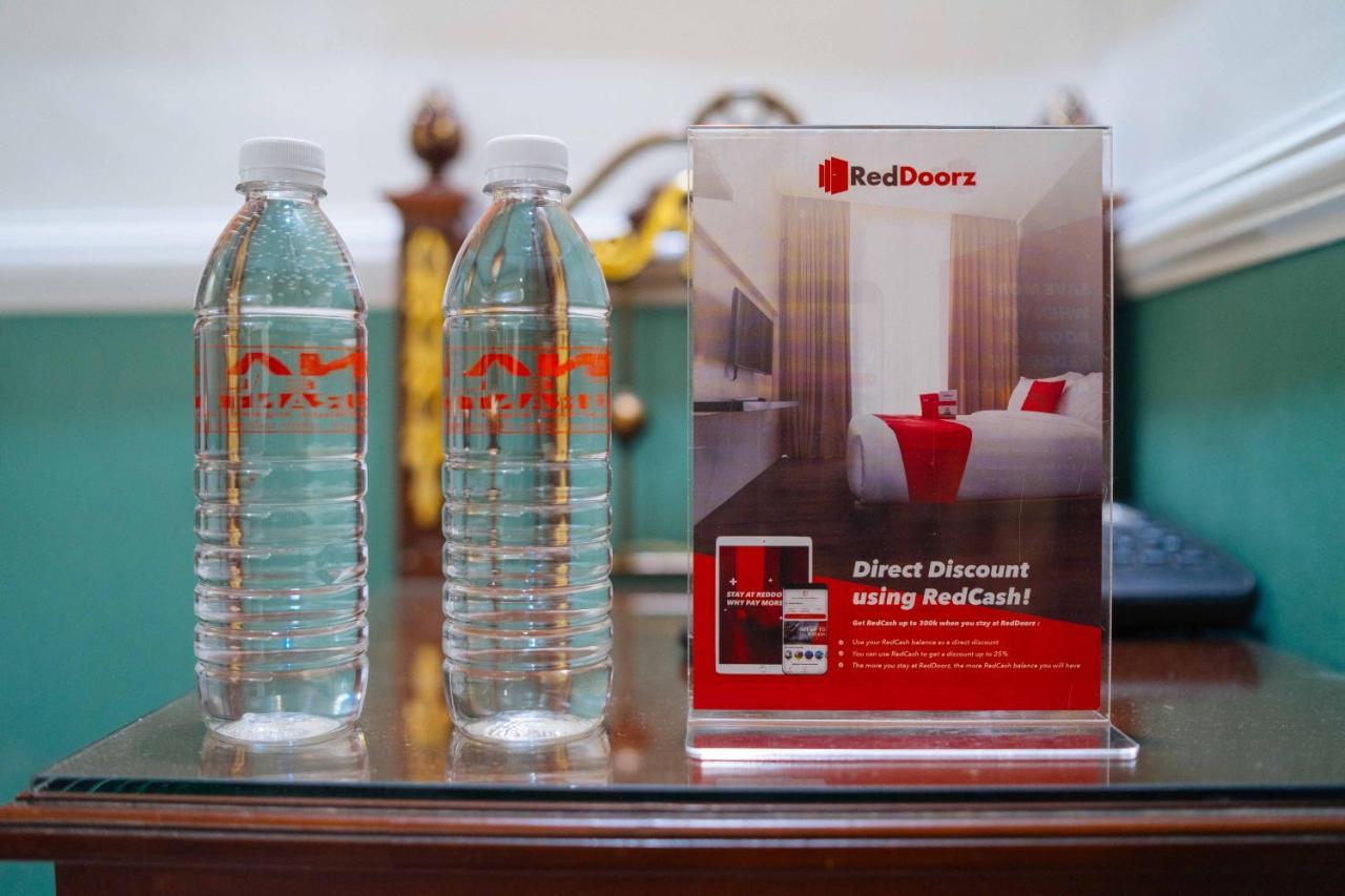 Reddoorz @ Fields Avenue Angeles City Zewnętrze zdjęcie