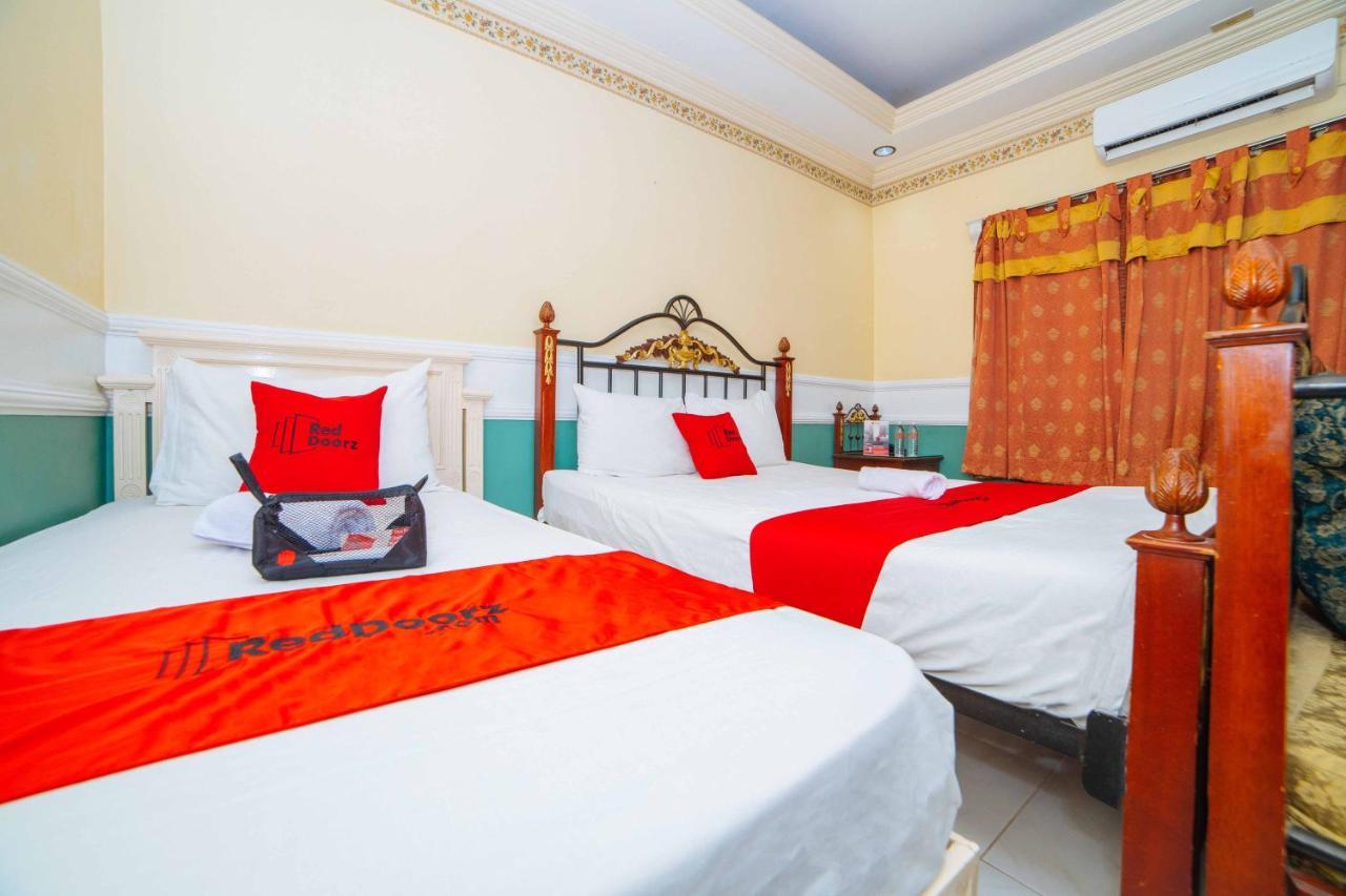 Reddoorz @ Fields Avenue Angeles City Zewnętrze zdjęcie