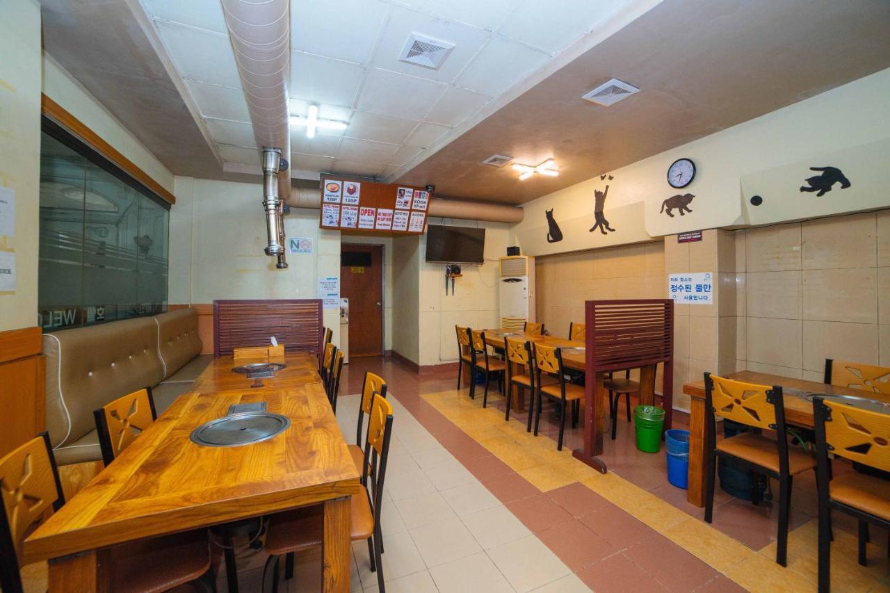 Reddoorz @ Fields Avenue Angeles City Zewnętrze zdjęcie